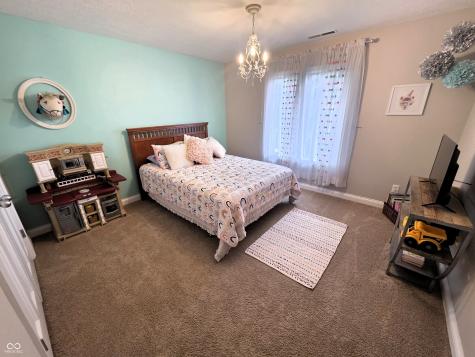 2418 Somerset Circle Franklin IN 46131