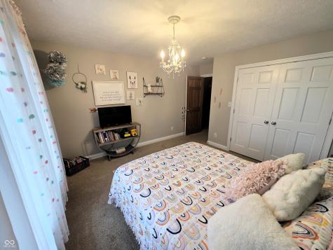 2418 Somerset Circle Franklin IN 46131