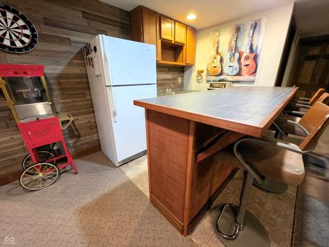 2418 Somerset Circle Franklin IN 46131