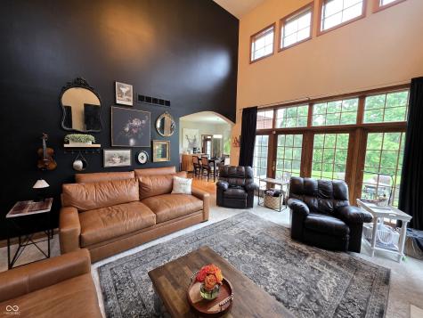 2418 Somerset Circle Franklin IN 46131
