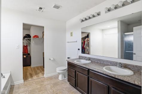 2202 Silver Spoon Drive Greenfield IN 46140