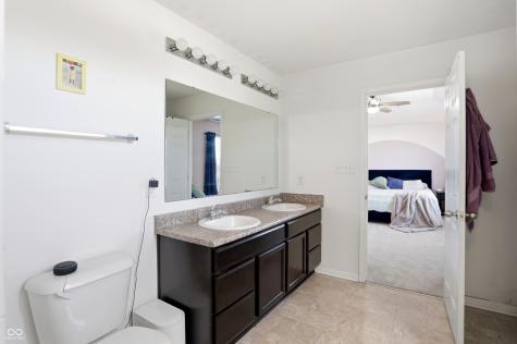 2202 Silver Spoon Drive Greenfield IN 46140