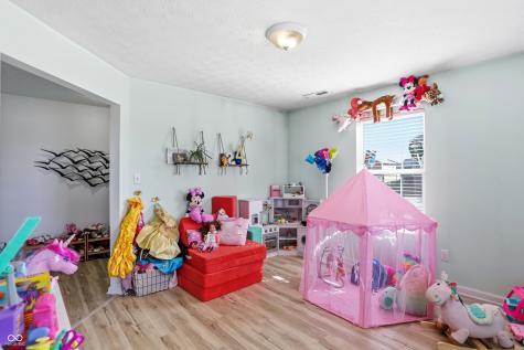 2202 Silver Spoon Drive Greenfield IN 46140