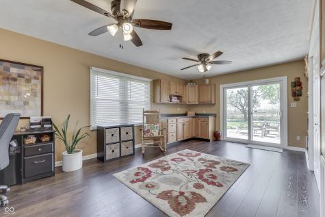 407 N Matthews Road Greenwood IN 46143