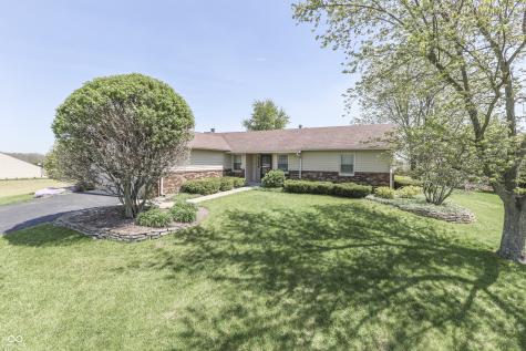 407 N Matthews Road Greenwood IN 46143