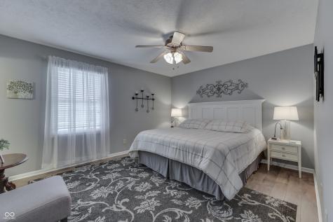 407 N Matthews Road Greenwood IN 46143