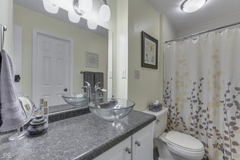 407 N Matthews Road Greenwood IN 46143