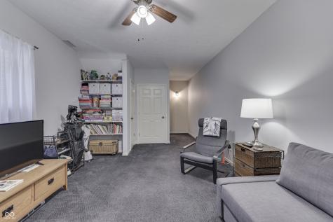 407 N Matthews Road Greenwood IN 46143