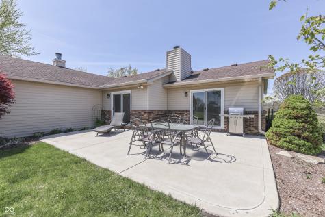 407 N Matthews Road Greenwood IN 46143