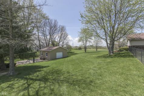 407 N Matthews Road Greenwood IN 46143