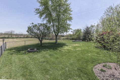 407 N Matthews Road Greenwood IN 46143