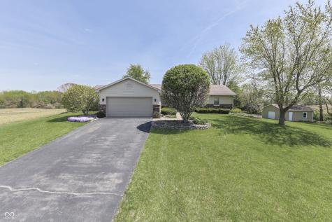407 N Matthews Road Greenwood IN 46143