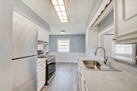 216 W Huntstead Lane Indianapolis IN 46217