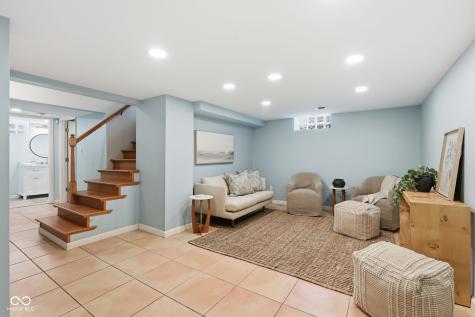 6144 Meridian Street West Drive Indianapolis IN 46208