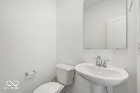 15977 Tharp Woods Drive Fishers IN 46037