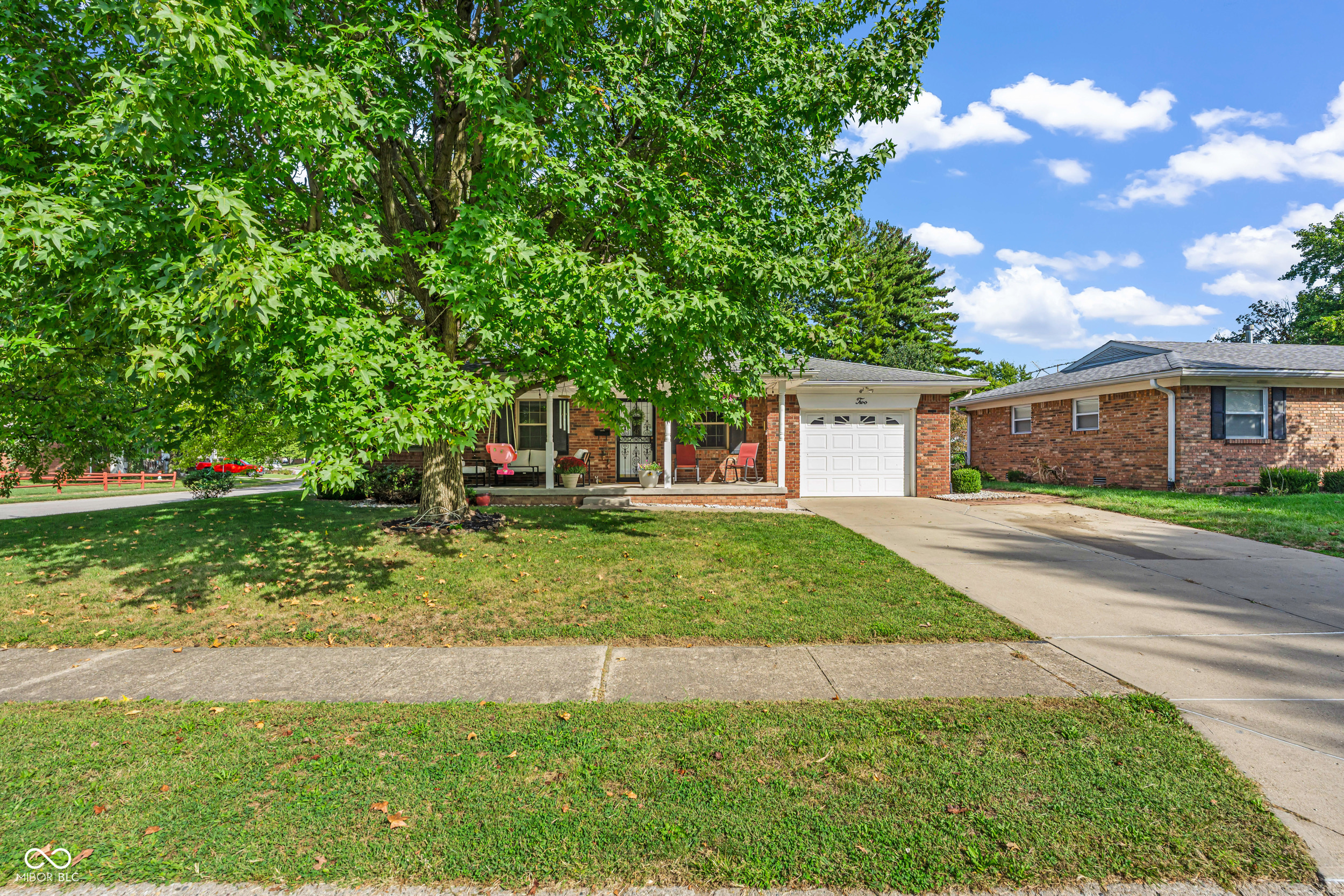 2 Oakmont Court Beech Grove IN 46107