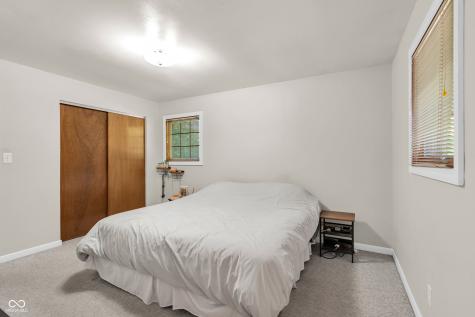 2 Oakmont Court Beech Grove IN 46107