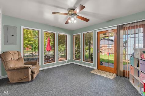 2 Oakmont Court Beech Grove IN 46107