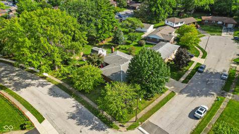 2 Oakmont Court Beech Grove IN 46107