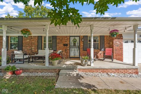 2 Oakmont Court Beech Grove IN 46107