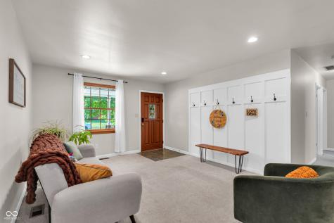 2 Oakmont Court Beech Grove IN 46107