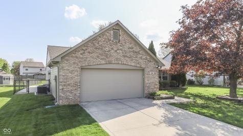 4221 Bay Leaf Circle Indianapolis IN 46237