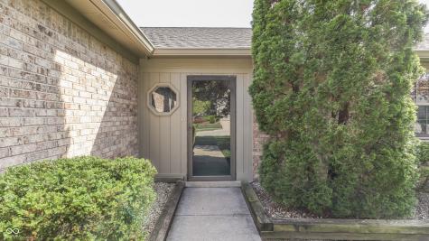 4221 Bay Leaf Circle Indianapolis IN 46237