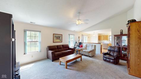 4221 Bay Leaf Circle Indianapolis IN 46237