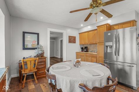 1927 N Cherry Street Columbus IN 47201