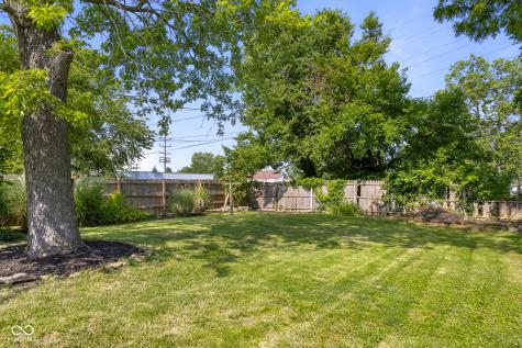 1927 N Cherry Street Columbus IN 47201