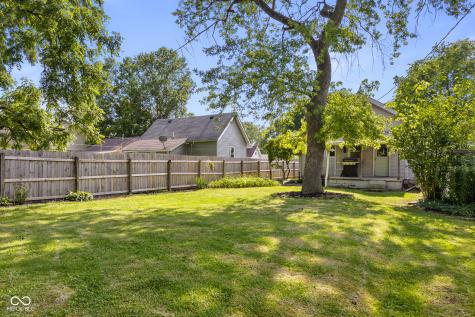 1927 N Cherry Street Columbus IN 47201