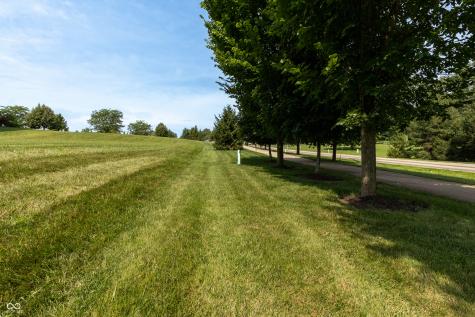 3101 Red Fox Circle Columbus IN 47201