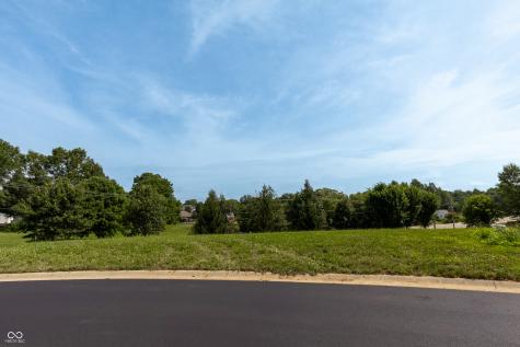 3101 Red Fox Circle Columbus IN 47201