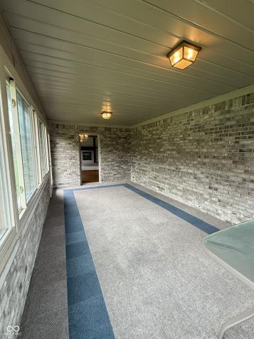 1304 Park Meadow Drive Beech Grove IN 46107