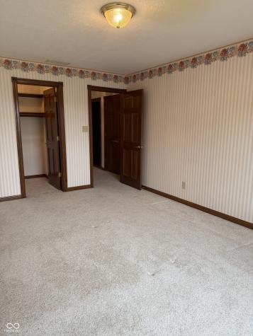 1304 Park Meadow Drive Beech Grove IN 46107