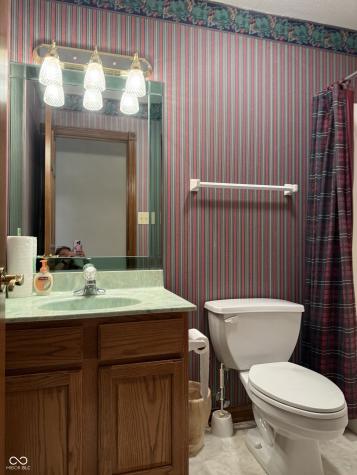 1304 Park Meadow Drive Beech Grove IN 46107
