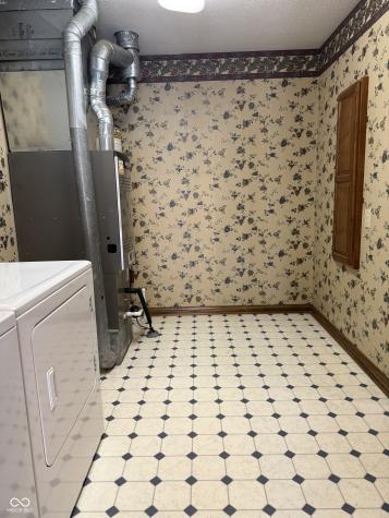 1304 Park Meadow Drive Beech Grove IN 46107