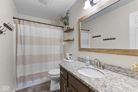 5519 Black Cherry Circle Indianapolis IN 46237