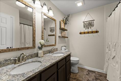 5519 Black Cherry Circle Indianapolis IN 46237