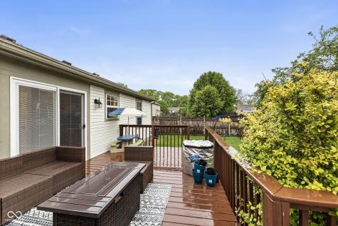 5519 Black Cherry Circle Indianapolis IN 46237