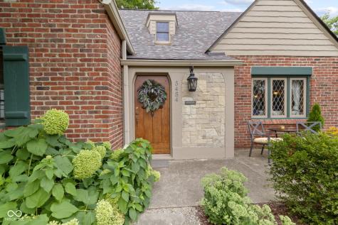 5454 N Illinois Street Indianapolis IN 46208