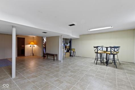 5454 N Illinois Street Indianapolis IN 46208