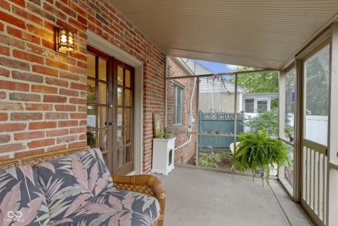 5454 N Illinois Street Indianapolis IN 46208