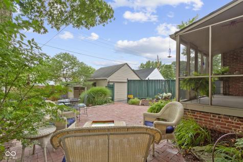 5454 N Illinois Street Indianapolis IN 46208
