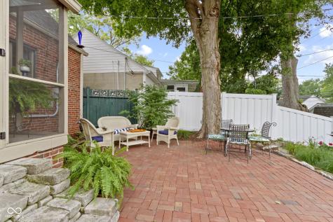 5454 N Illinois Street Indianapolis IN 46208