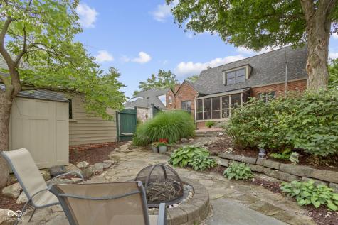 5454 N Illinois Street Indianapolis IN 46208
