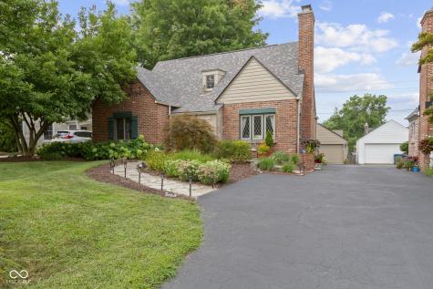 5454 N Illinois Street Indianapolis IN 46208