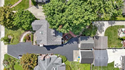 5454 N Illinois Street Indianapolis IN 46208