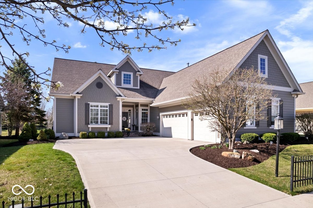 743 Hanover Close Zionsville IN 46077