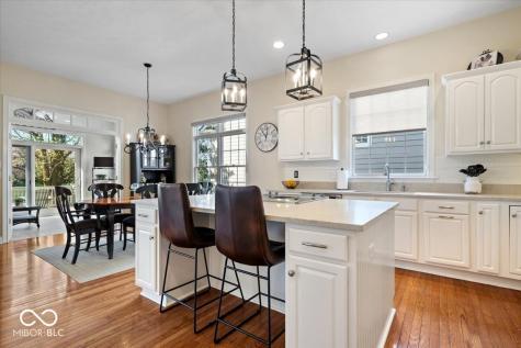 743 Hanover Close Zionsville IN 46077